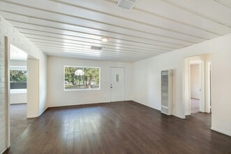 8425 Redwood Ave in Fontana, CA - Building Photo - Building Photo