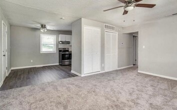 4712 E 44th St in Kansas City, MO - Building Photo - Building Photo