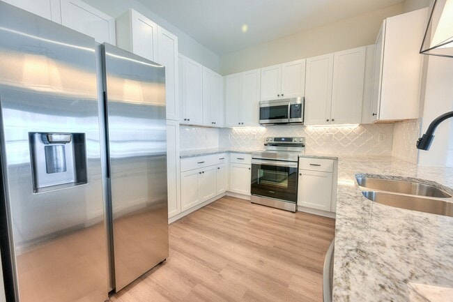 Kempton Apartments in Columbus, OH - Foto de edificio - Building Photo