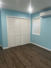 483 Park St in Redwood City, CA - Building Photo - Building Photo