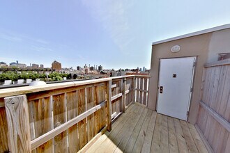 60 Avenue B in New York, NY - Building Photo - Building Photo