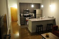 117 Broad W St, Unit 101