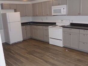 2545 Theresa St in Lincoln, NE - Building Photo - Building Photo