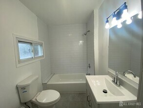 148 Jones Ave in New Brunswick, NJ - Building Photo - Building Photo