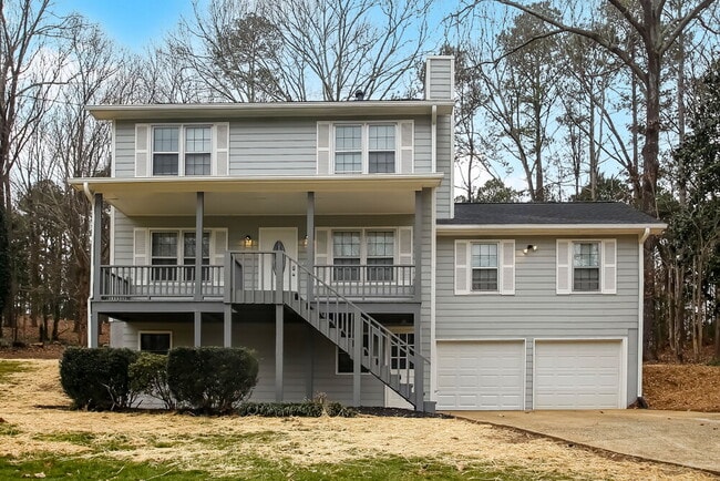 property at 941 Hickory View Ct NW