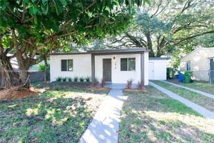 1814 NW 8th Pl in Fort Lauderdale, FL - Building Photo