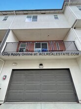 157 Cue Way in Hayward, CA - Building Photo - Building Photo