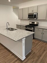 1851 Holdens Hollow in Columbia, TN - Foto de edificio - Building Photo