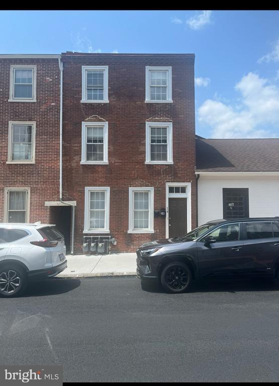 property at 14 S New St