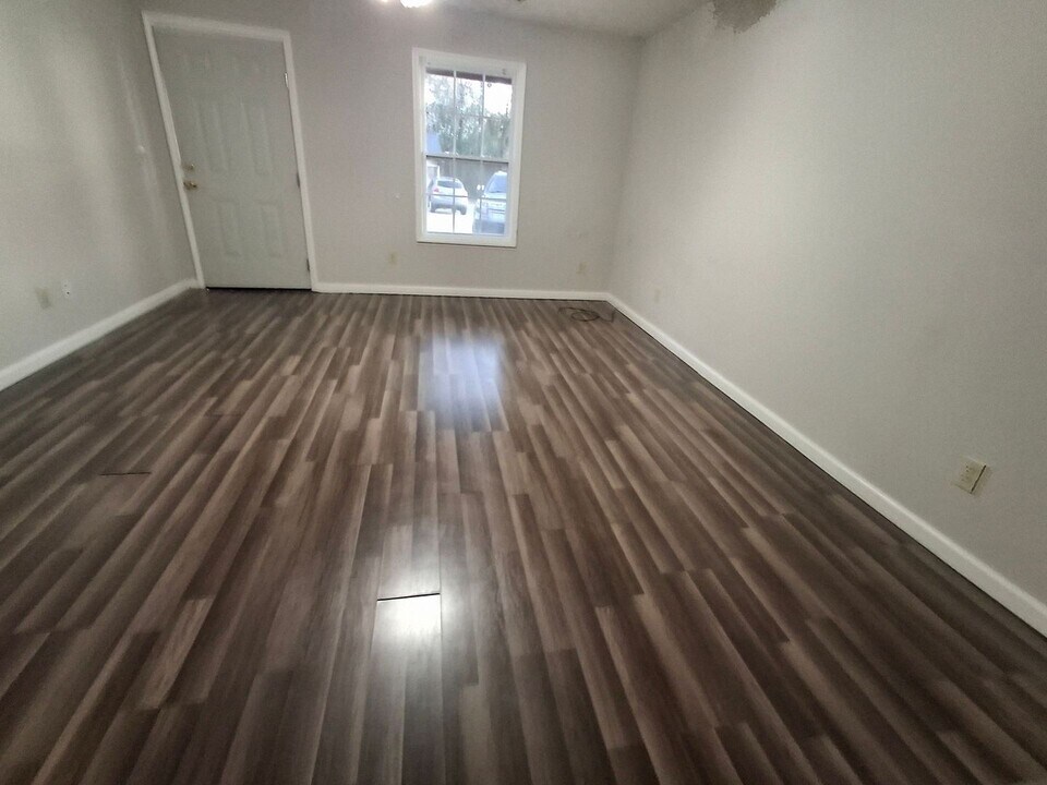 155 Old Glenwood Springs Rd in Eatonton, GA - Building Photo