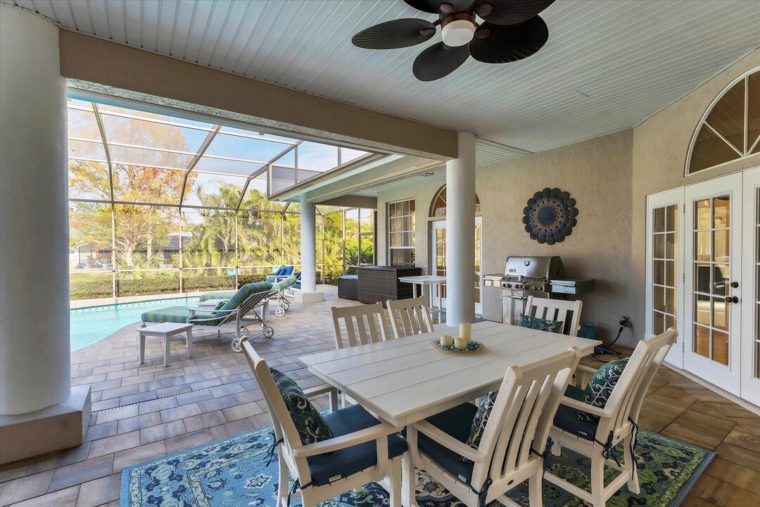 8348 9th Ave Terrace NW in Bradenton, FL - Foto de edificio
