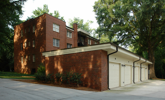 Willowwood Apartments in Raleigh, NC - Building Photo - Building Photo