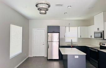 3401 Frio Ave in McAllen, TX - Building Photo - Building Photo