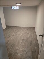 76 Mansfield St, Unit 76B-Basement in Hartford, CT - Building Photo