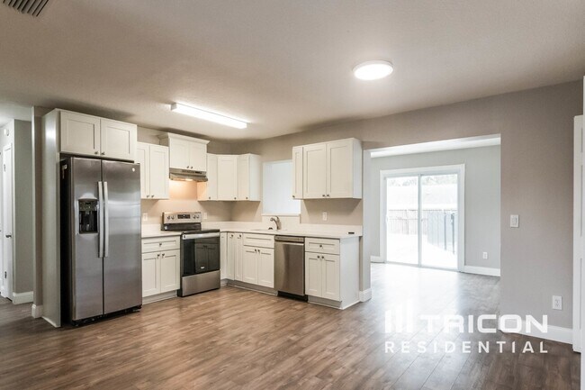 2129 Willow Oak Dr in Edgewater, FL - Foto de edificio - Building Photo
