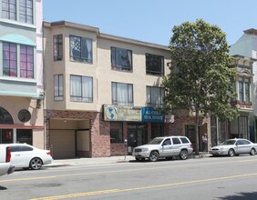 1155 Valencia St in San Francisco, CA - Foto de edificio - Building Photo
