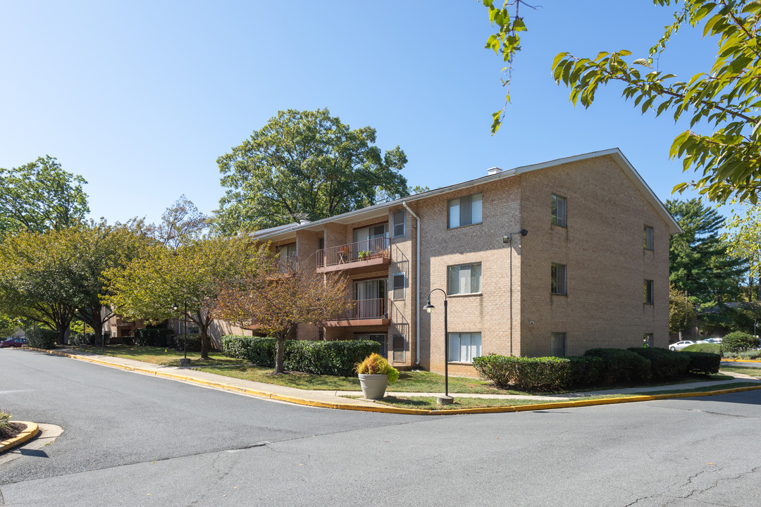 Auden Place in Silver Spring, MD - Foto de edificio