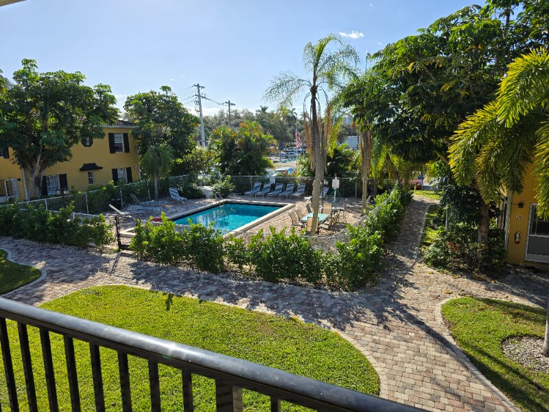 717 NE 1st St-Unit -4N in Delray Beach, FL - Building Photo