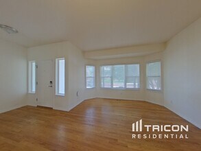 10330 Marble Creek Cir in Colorado Springs, CO - Foto de edificio - Building Photo