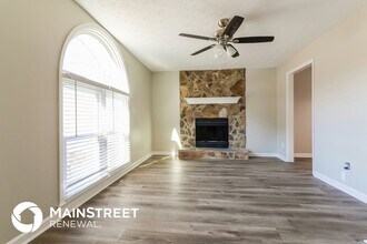 2862 Emerson Lake Dr in Snellville, GA - Building Photo - Building Photo