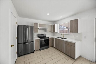 4601 Thunderbird Ave in McAllen, TX - Building Photo - Building Photo