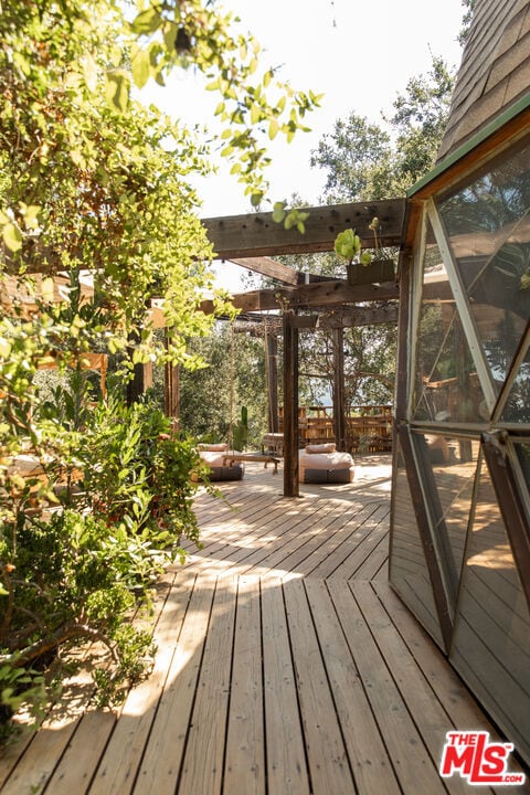 20269 Croydon Ln in Topanga, CA - Building Photo - Building Photo