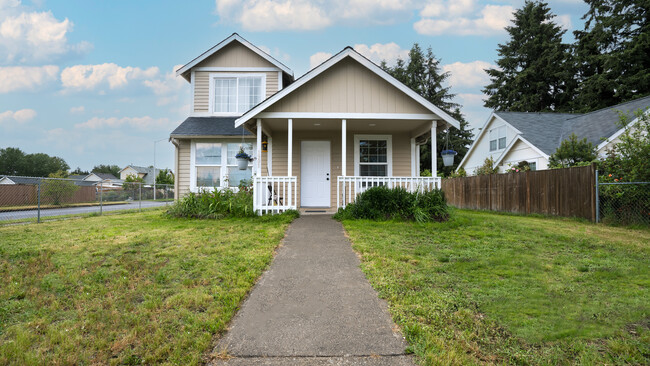 1901 E 58th St in Tacoma, WA - Building Photo - Building Photo