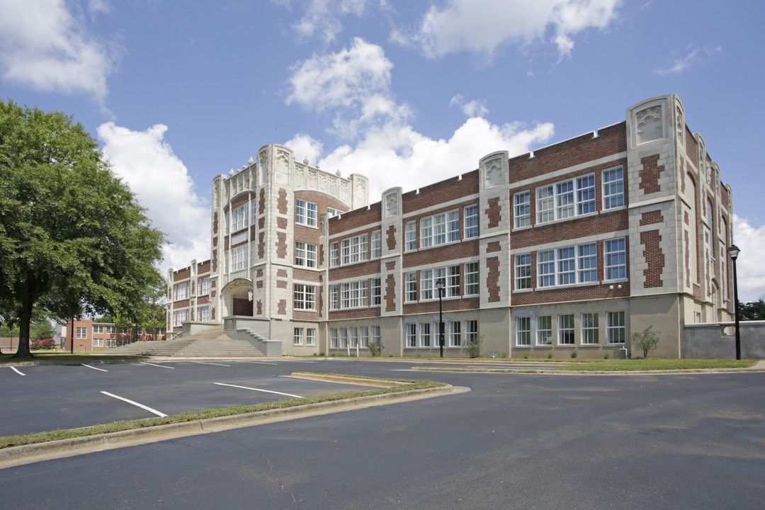 A.L. Miller Village in Macon, GA - Building Photo