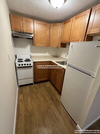 2031 Commonwealth Ave, Unit 6 in Boston, MA - Building Photo - Building Photo