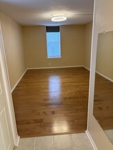 6617 Poplar Ave, Unit 6617 Poplar Ave #3 in Germantown, TN - Foto de edificio - Building Photo