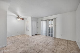 1241 N 48th St in Phoenix, AZ - Building Photo - Building Photo