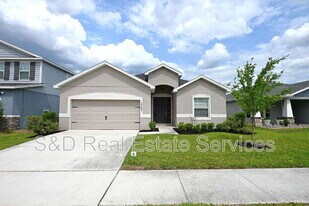 1731 Oceania Ave in Davenport, FL - Building Photo