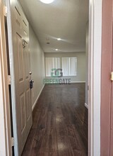 495 Cherry Ln in Manteca, CA - Building Photo - Building Photo
