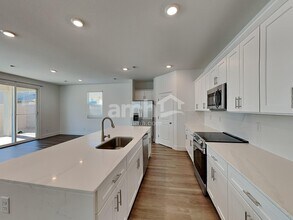 5840 Vaes Dothrak St in Las Vegas, NV - Building Photo - Building Photo