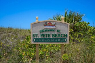 1701 Gulf Way in St Pete Beach, FL - Building Photo - Building Photo