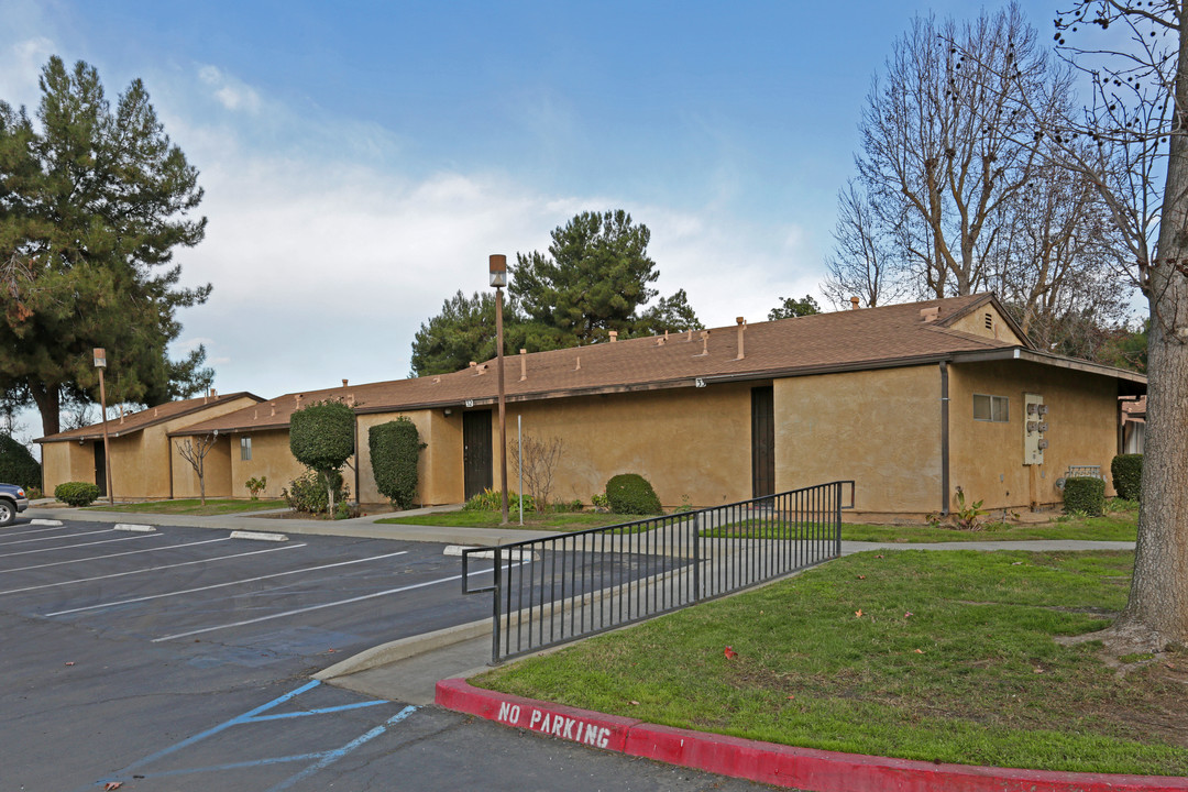 Kerman Garden Apartments in Kerman, CA - Foto de edificio