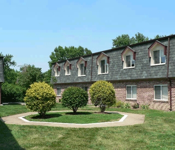 Dover Place Apartments in St. Louis, MO - Building Photo - Building Photo