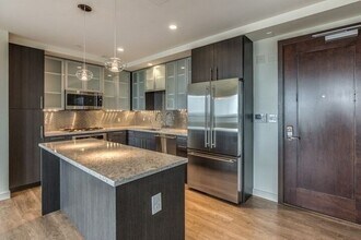 1 Canal St, Unit 1112 in Boston, MA - Building Photo - Building Photo