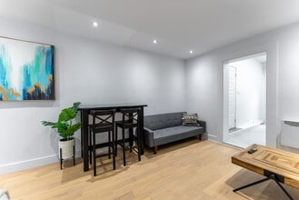 8821 Rue Lajeunesse, Unit SI ID1422096P in Montréal, QC - Building Photo - Building Photo