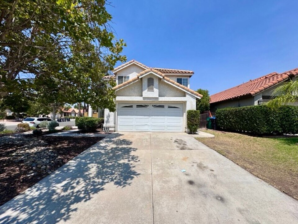 39709 Garin Dr in Murrieta, CA - Building Photo