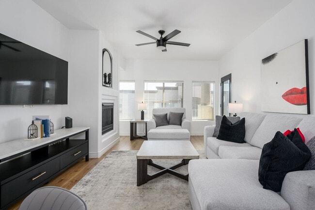 5450 E Deer Valley Dr, Unit SI ID1324963P