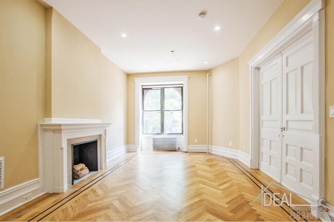 1233 Dean St-Unit -House in Brooklyn, NY - Building Photo - Building Photo