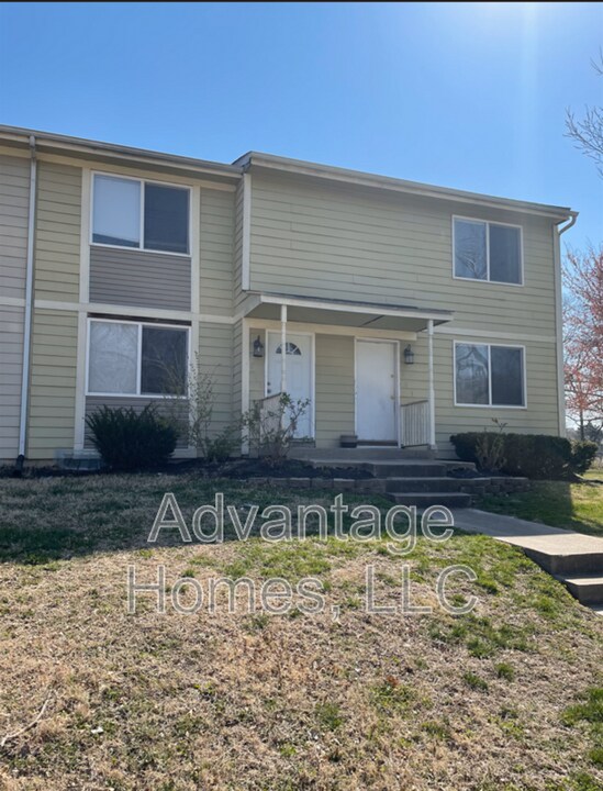 711 N 70th Terrace in Kansas City, KS - Building Photo