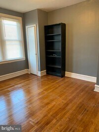 5212 Torresdale Ave photo'