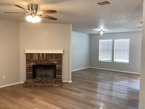 5425 Shiver Rd in Fort Worth, TX - Building Photo - Building Photo