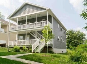 644 Hudson St in Ithaca, NY - Building Photo