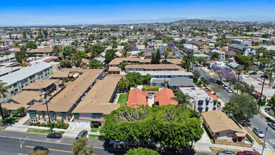 1527-1535 E 3rd St in Long Beach, CA - Building Photo - Building Photo