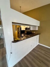 911 Coral Club Dr in Coral Springs, FL - Building Photo - Building Photo