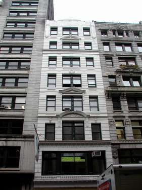 20 E 17th St in New York, NY - Building Photo - Building Photo