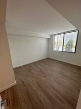 6976 W 4th Way, Unit C4 in Hialeah, FL - Building Photo - Building Photo
